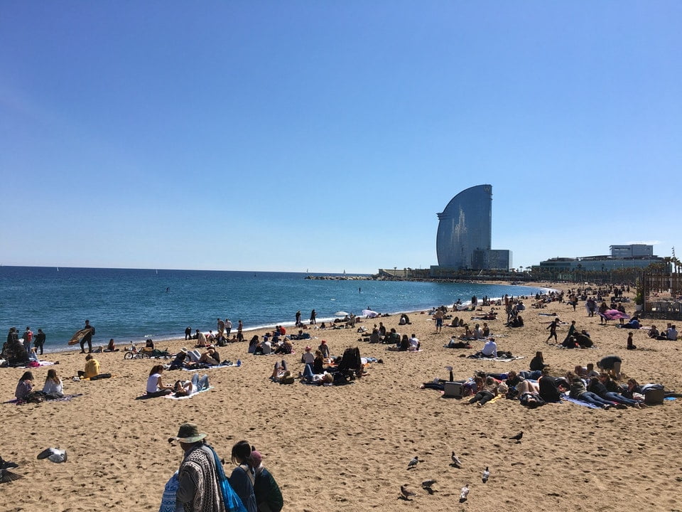 barcelona plaja yakın oteller