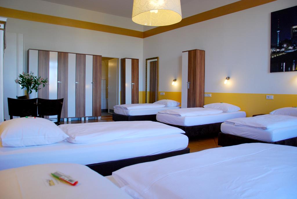 berlin hosteller