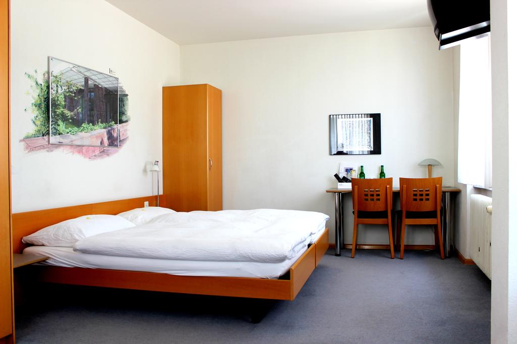 basel konaklama