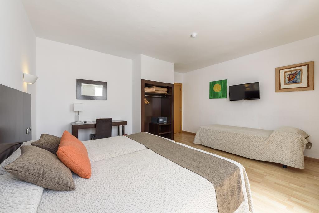 ibiza ucuz otel tavsiye
