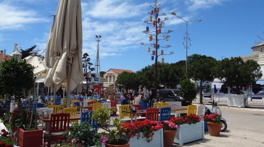 port alaçatı