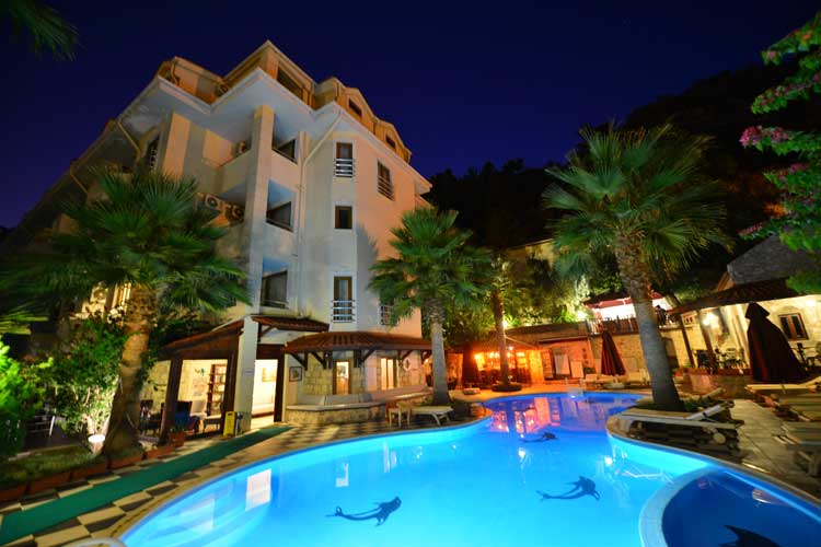 marmaris'te nerede kalınır