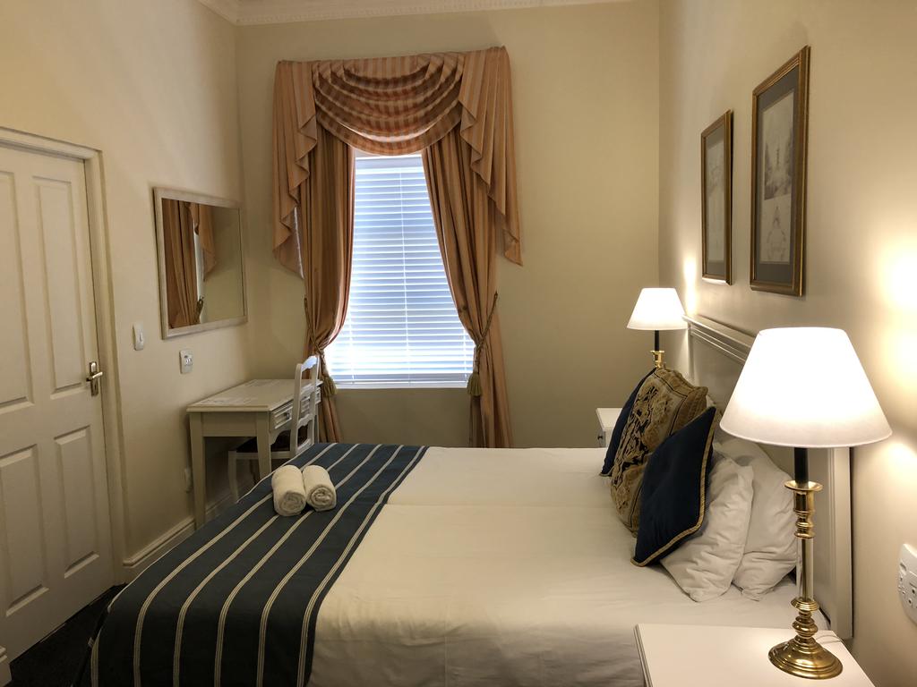 cape town ucuz otel