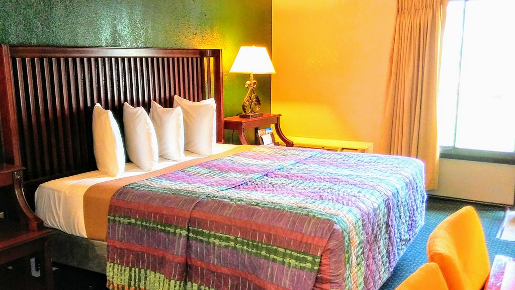 Rodeway Inn Maingate
