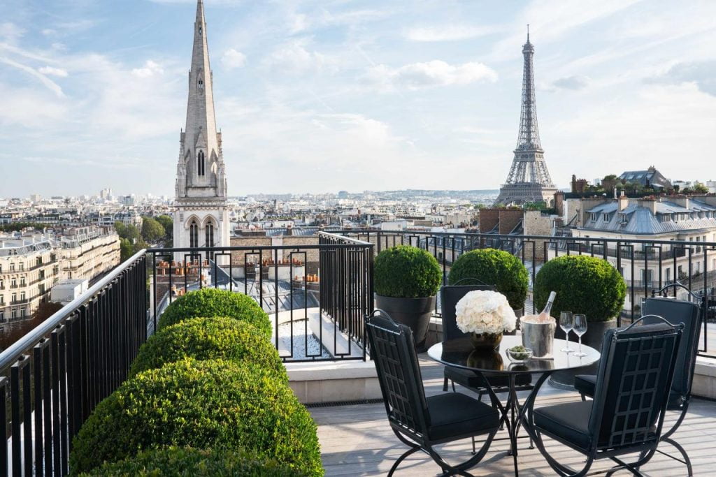 Four Seasons Hotel George V, Fransa
